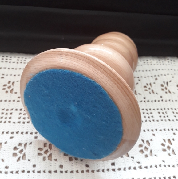 Vintage Mid-Century Maple Hand Turned Wooden Candle Holder - Picture 9 of 11